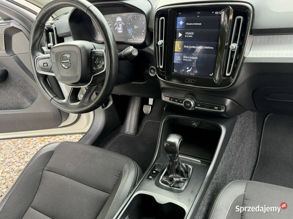 Volvo XC 40 T3 benzyna LED 156 tempomat Łodygowice