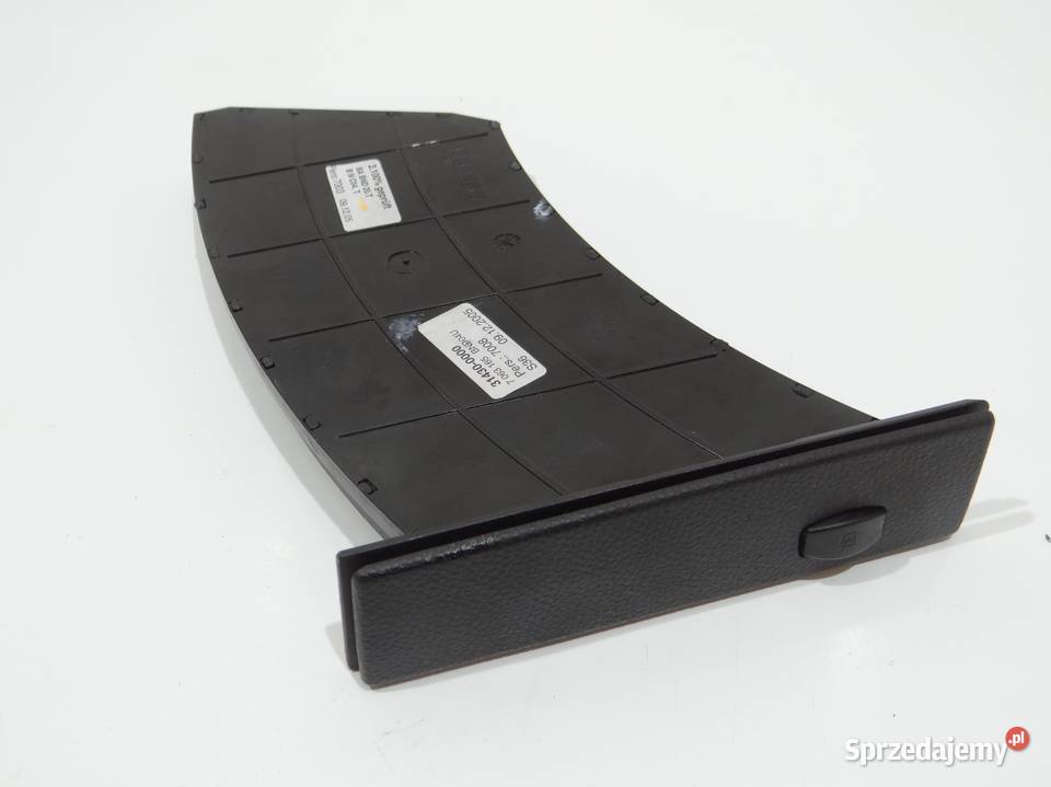 UCHWYT NA KIUBEK CUPHOLDER BMW E60 EU 7063165 lubelskie Strzyżewice sprzedam