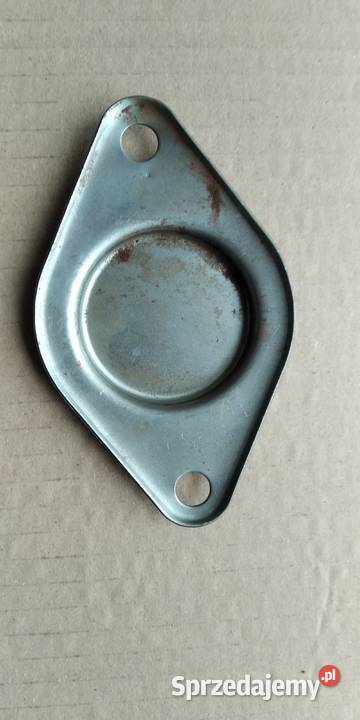 Ursus 28123512 MF235 MF255 pokrywka nieuszkodzony sprzedam