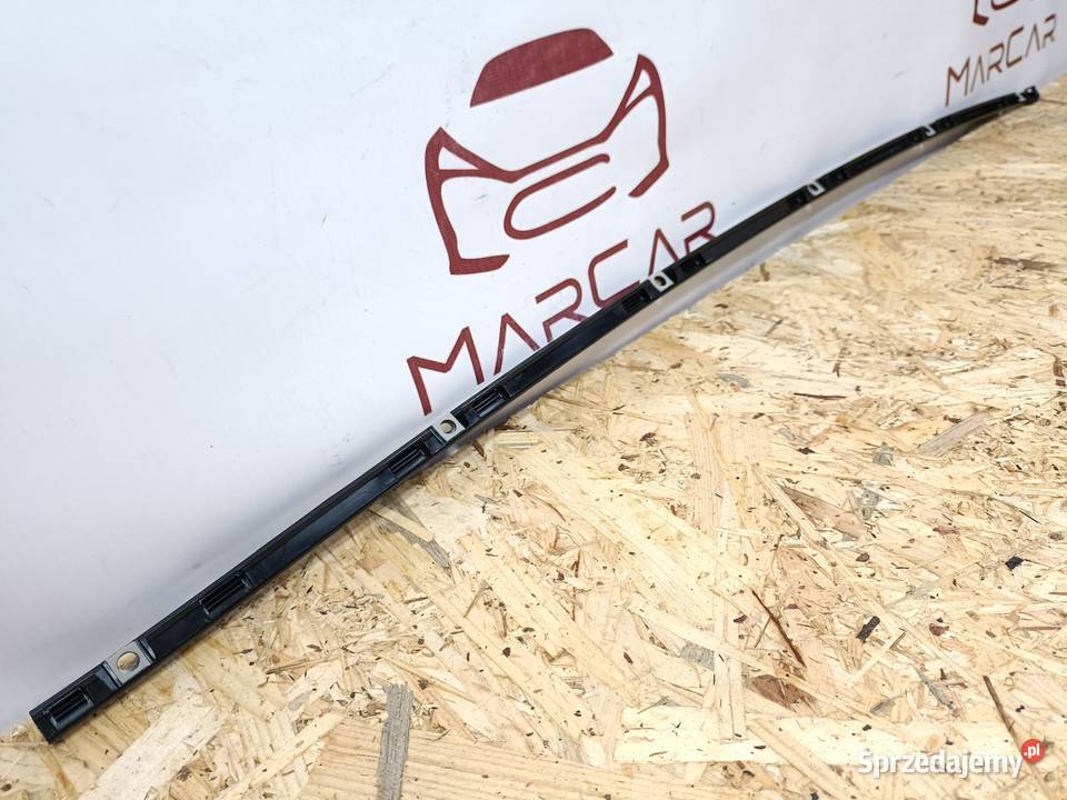 KIA CEED XCEED 3 III LISTWA SZYBY CZOŁOWEJ PRAWY osobowe Pleszew