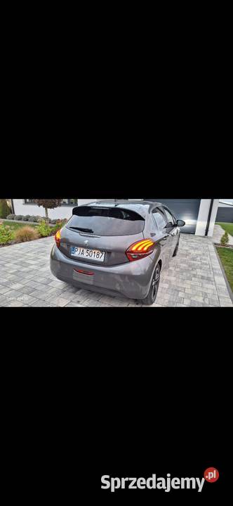 Peugot 208 15 BlueHDI 2019 prod aluminiowe felgi Sierszew sprzedam