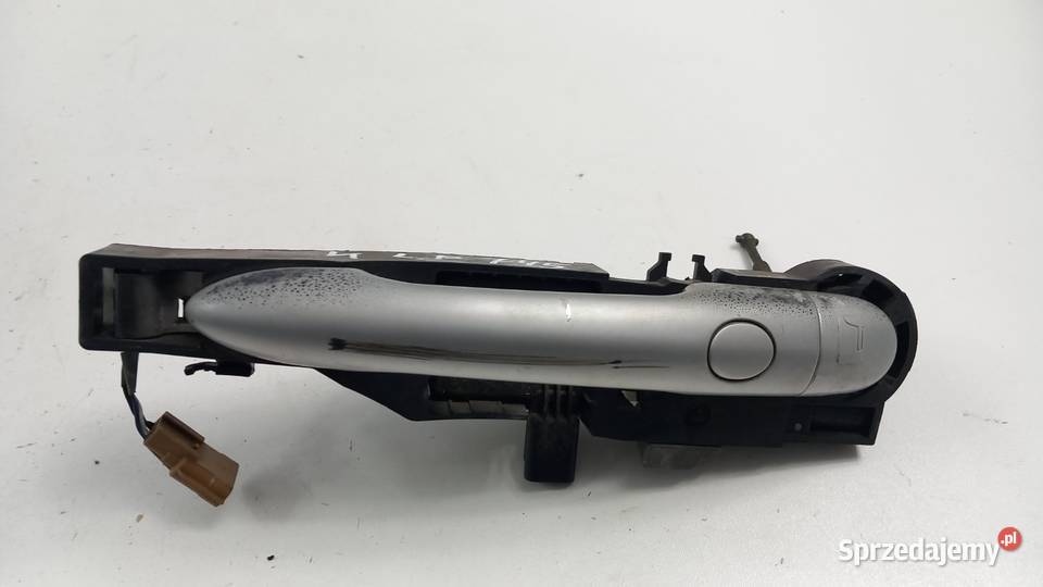 CLIO III KLAMKA DRZWI PRZÓD LEWY TEI45 KEYLESS osobowe Zbierkowo