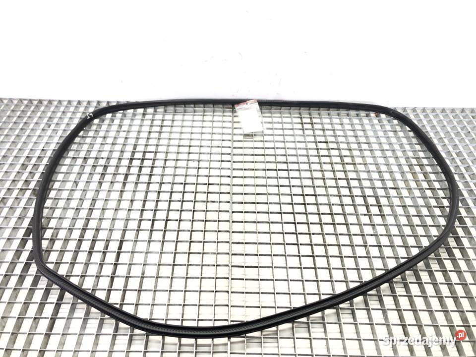 USZCZELKA DRZWI TYŁ LEWA SUZUKI SX4 SUV Motoryzacja