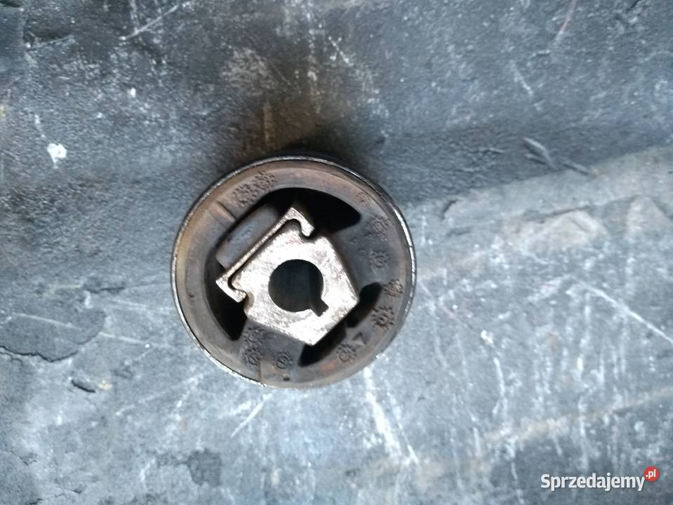 Tuleja wahacza górnego bmw x3 e83 małopolskie