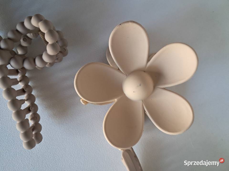 3 nowe beżowe spinki do włosów długość 2 11 Sandomierz