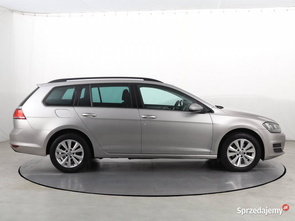 VW Golf 16 TDI 241240km