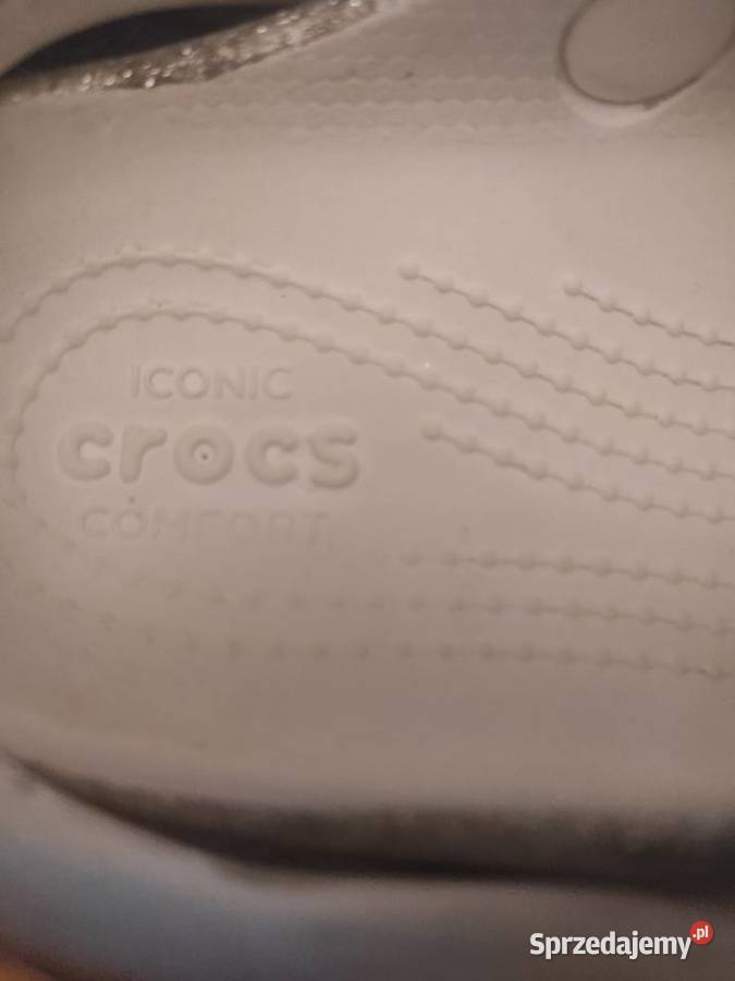 Buty Crocs brokatowe srebrne na platformie Stan Rozmiar 33