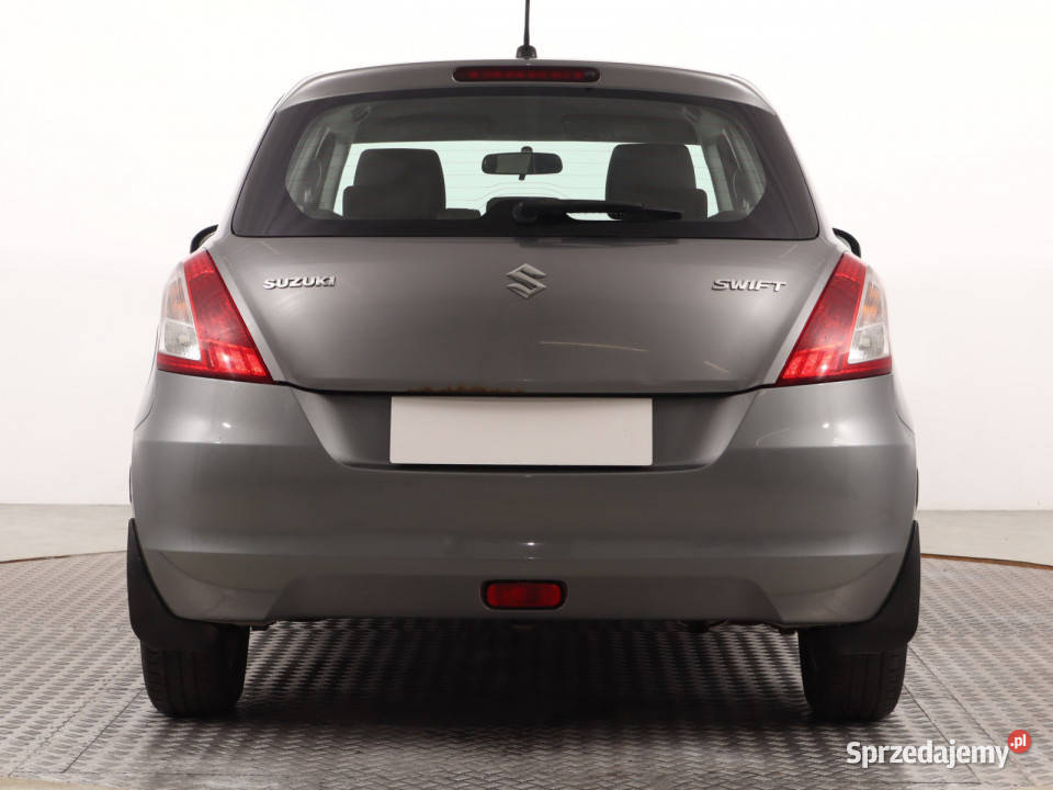 Suzuki Swift 12 Rok produkcji 2013 śląskie Katowice sprzedam