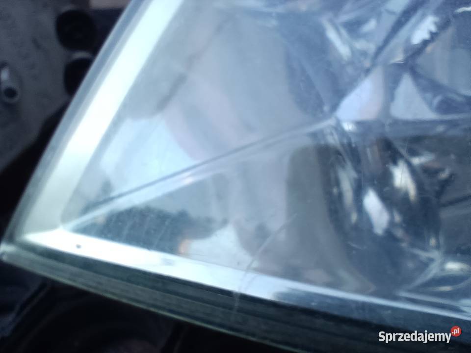 Skoda Octavia 2 II reflektory lampy przód Rok produkcji 2004 Częstochowa