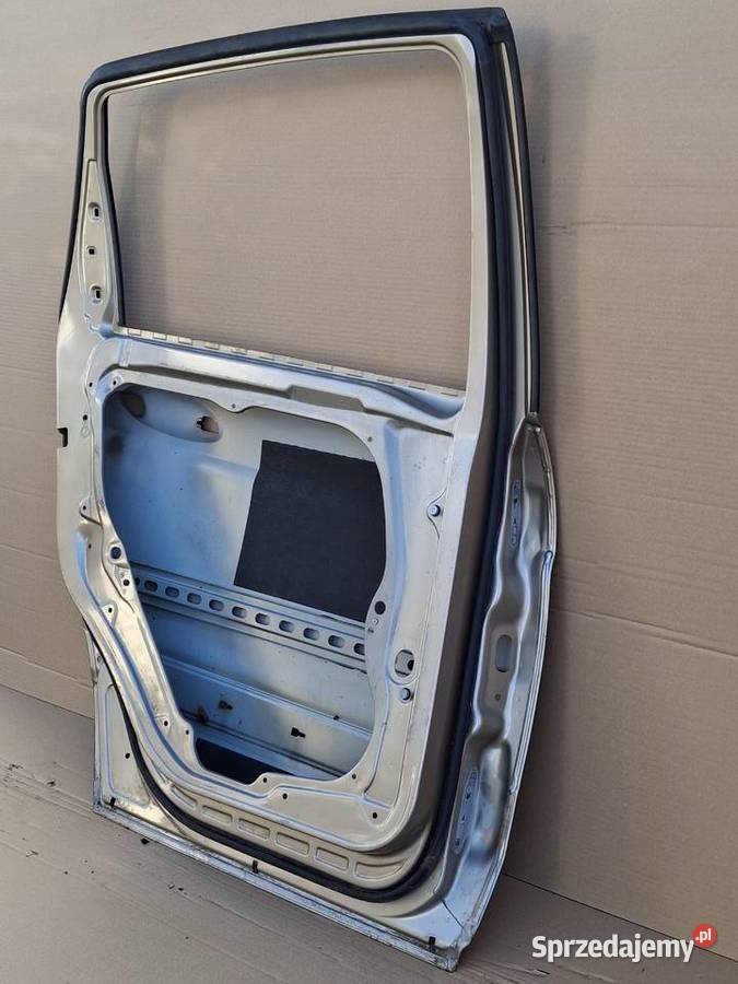 MERCEDES BKLASA W245 DRZWI LEWY TYŁ LEWE TYLNE Karoseria Bieleń sprzedam