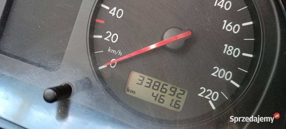 Volkswagen Golf 4 benzyn i gaz długie opłaty 74KM Piotrków Trybunalski