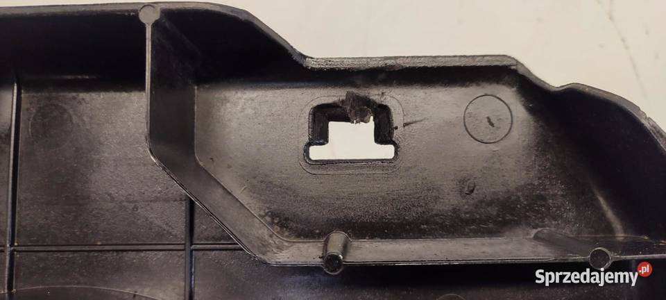 VOLVO XC40 OSŁONA WAHACZA PRAWY TYŁ 32226466 osobowe