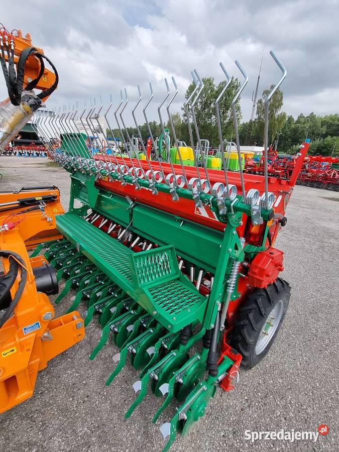 Siewnik zbożowy dwutalerzowe SR250 21 redlic