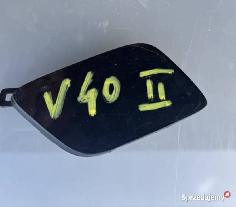 VOLVO V40 ZAŚLEPKA ZDERZAKA HAKA 31425399 osobowe Drezdenko