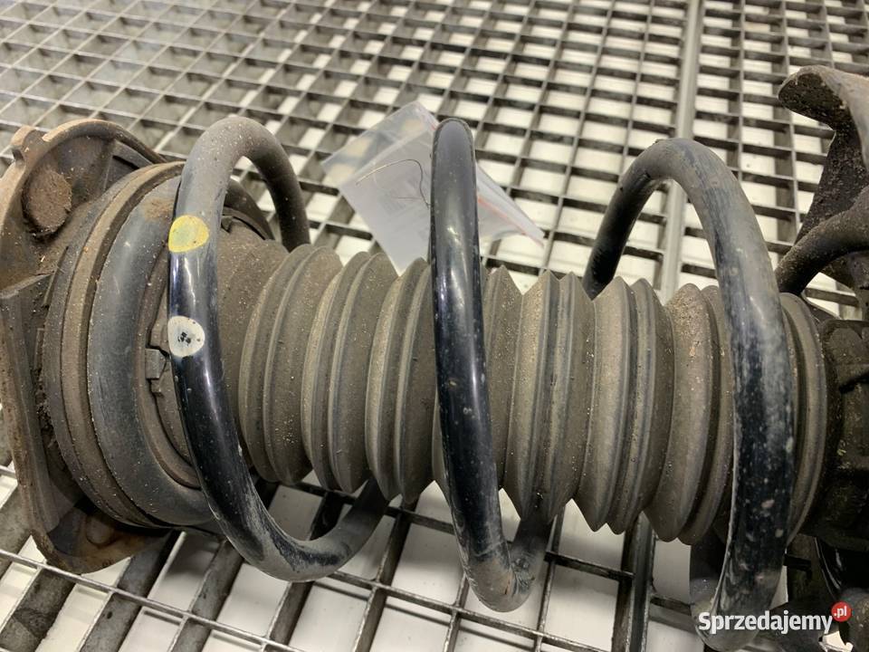 AMORTYZATOR PRAWY PRZÓD ZE SPRĘŻYNĄ TOYOTA