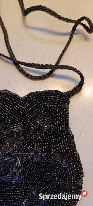 Torebka damska z koralików i aksamitu Czarna Torby i torebki Brwinów sprzedam