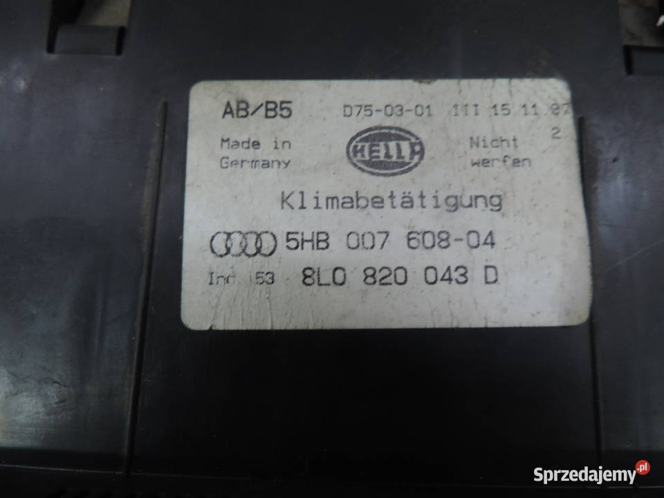 AUDI A4 B5 PANEL KLIMATYZACJI 8L0820043D osobowe Wyposażenie wnętrza małopolskie Nowy Sącz