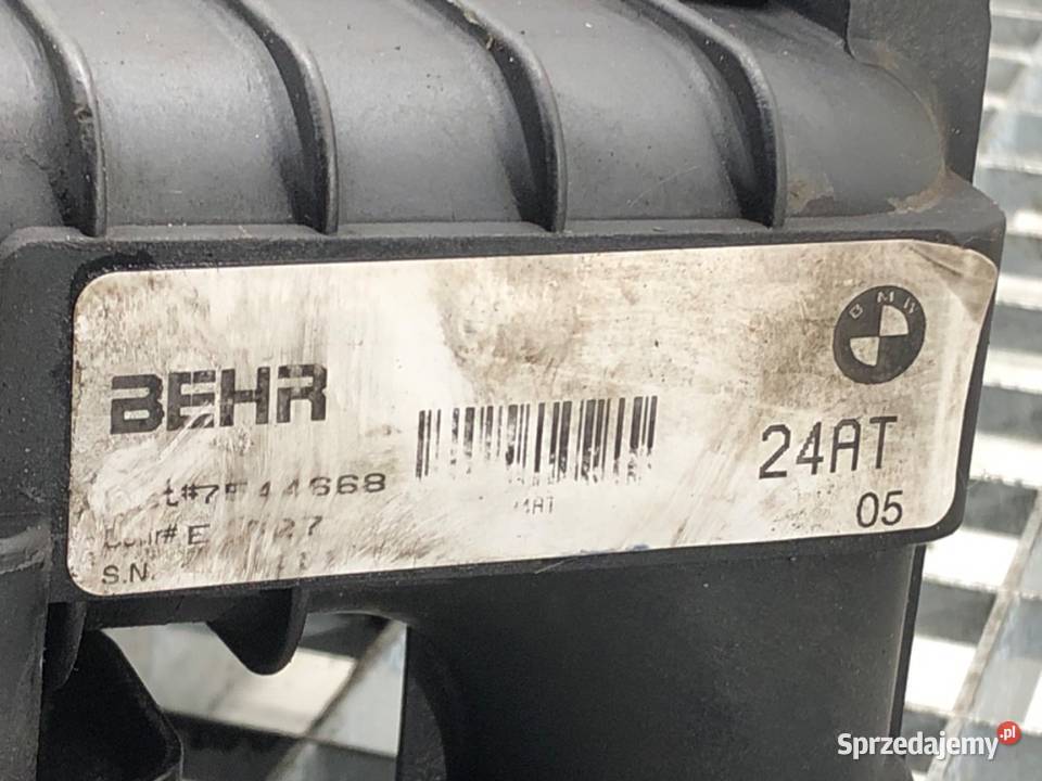 CHŁODNICA WODY BMW E53 30 231 1439099 0006