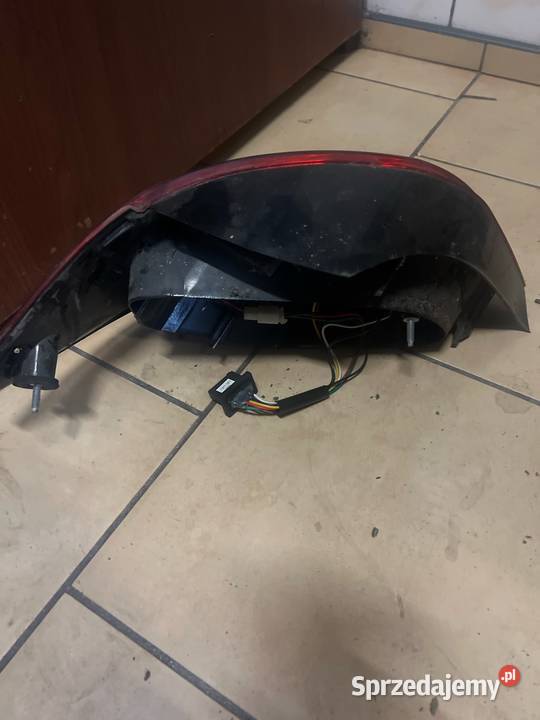 Lampa tył prawa peugeot 307 lift