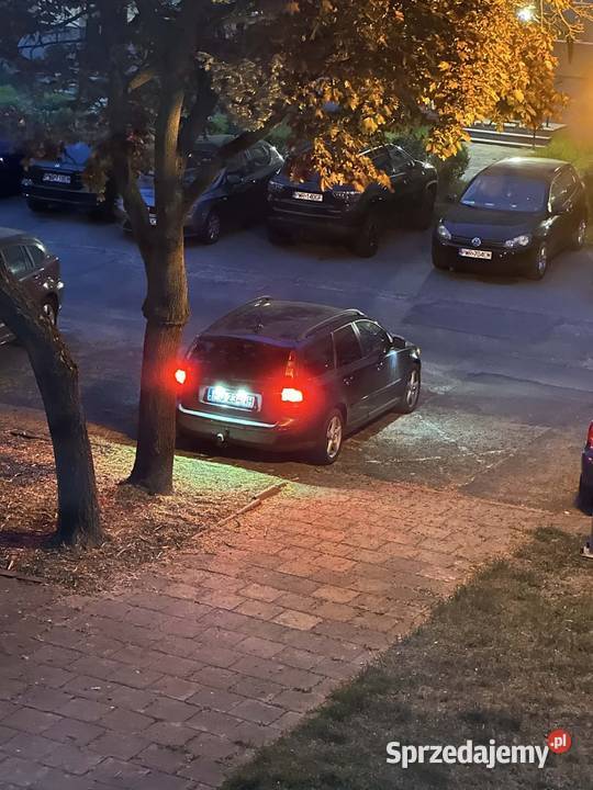 Volvo v50 2 0 hdi 2007 zmieniarka CD sprzedam