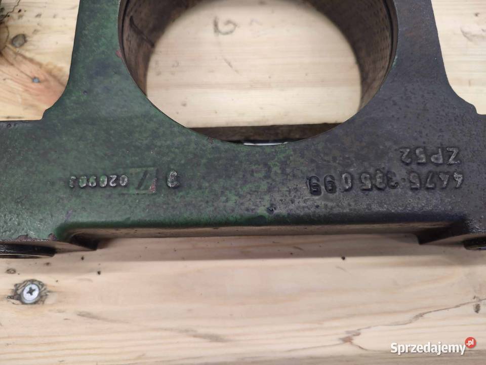 Ucho mostu John Deere 3220 64753350 Wilkowo sprzedam