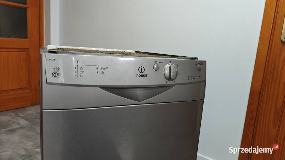 Zmywarka 45 Indesit podblatowa 45cm Żywiec sprzedam