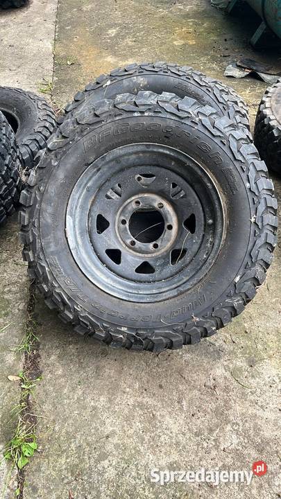 Sprzedam koła Toyota Hilux 235