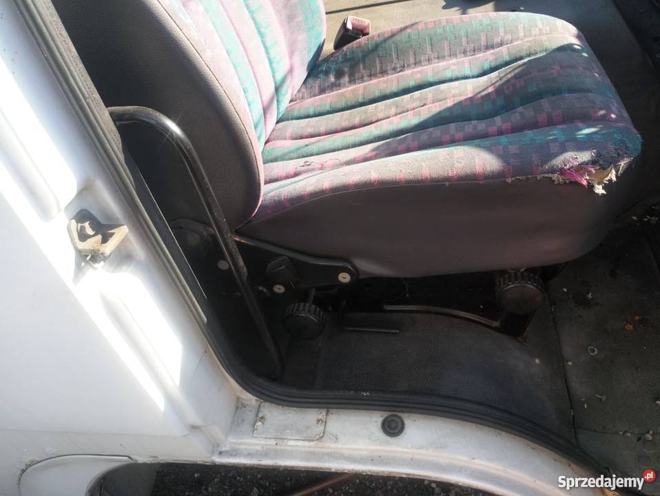 FOTEL PASAŻERA MERCEDES 81481791711171320 opolskie Rzędowice
