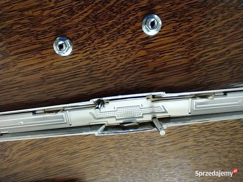Impala 1965 Lusterko i emblemat Motoryzacja Pabianice