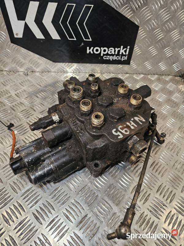 Rozdzielacz Hydrauliczny Holland 95 555E 575E Gdynia