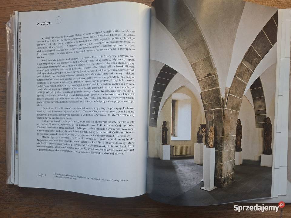 Hrady a zamky v Ceskoslovensku wyd w 6 językach album Kraków