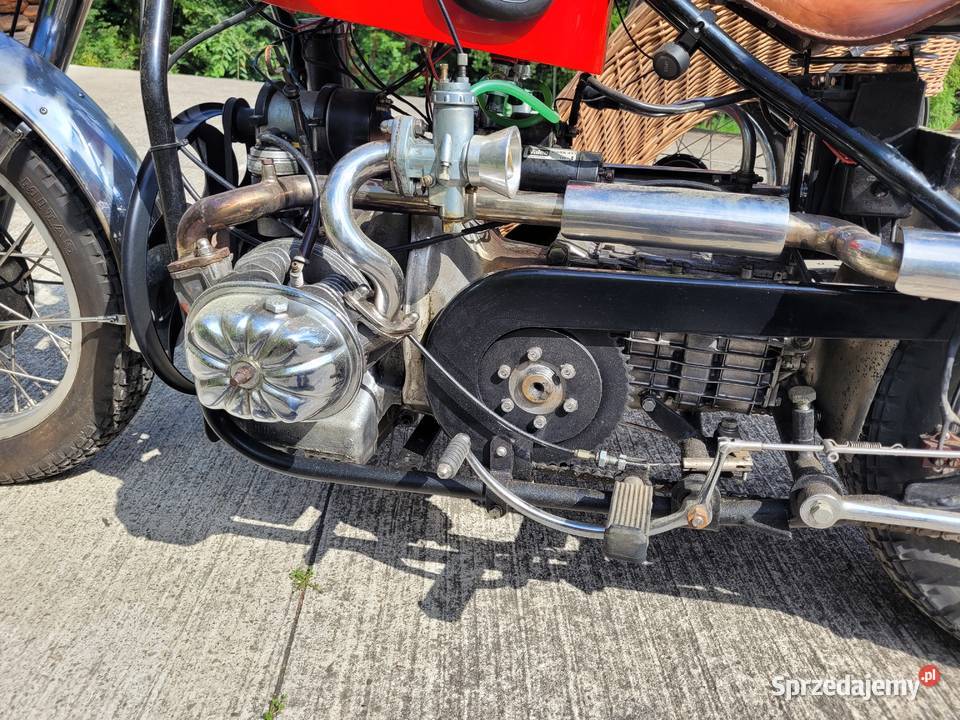 Motocykl wynalazek z wózkiem bocznym Łabowa