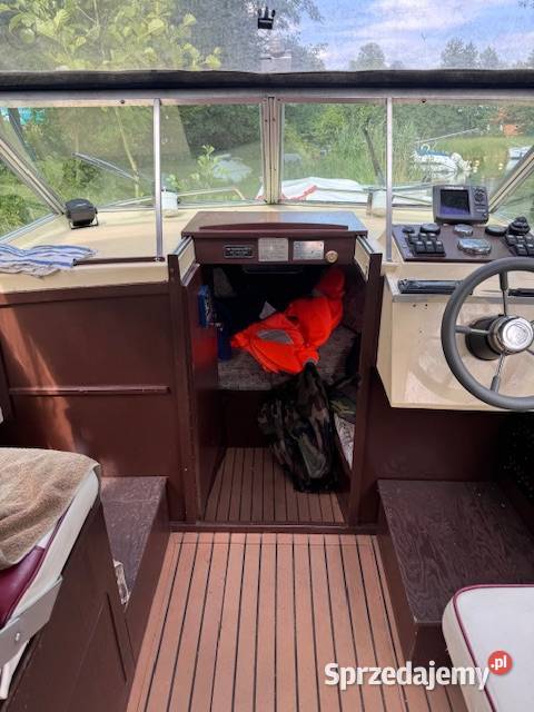 Łódź motorowa SEA STAR kabinowa Wiązowna