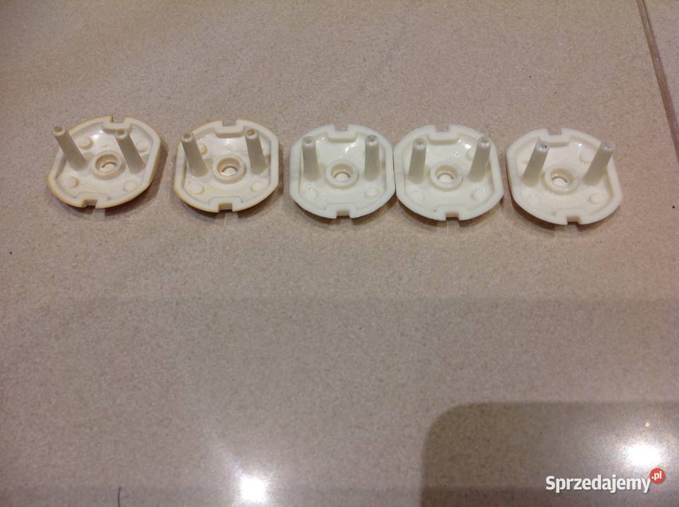 Zaślepki do Gniazdek z Czasów NRD 5 biały Nowa Sól sprzedam
