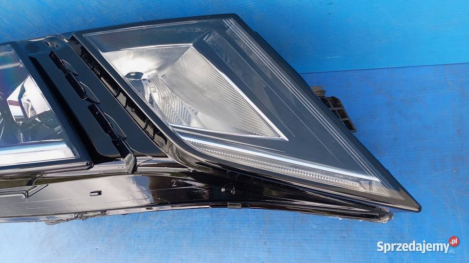 LAMPA PRAWY PRZÓD EU FULL LED 5E1941016D SKODA