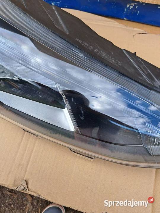 Lampa przednia prawa Ford Focus MK4 JX7B13W029CE osobowe Motoryzacja