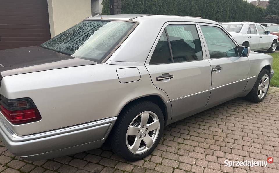 Mercedes W124 Sedan na części śląskie Kłomnice
