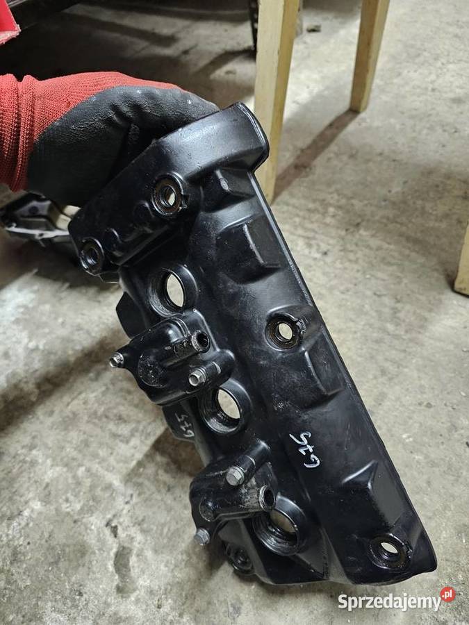 Triumph 675 pokrywa zaworów głowicy dekiel Jelenia Góra