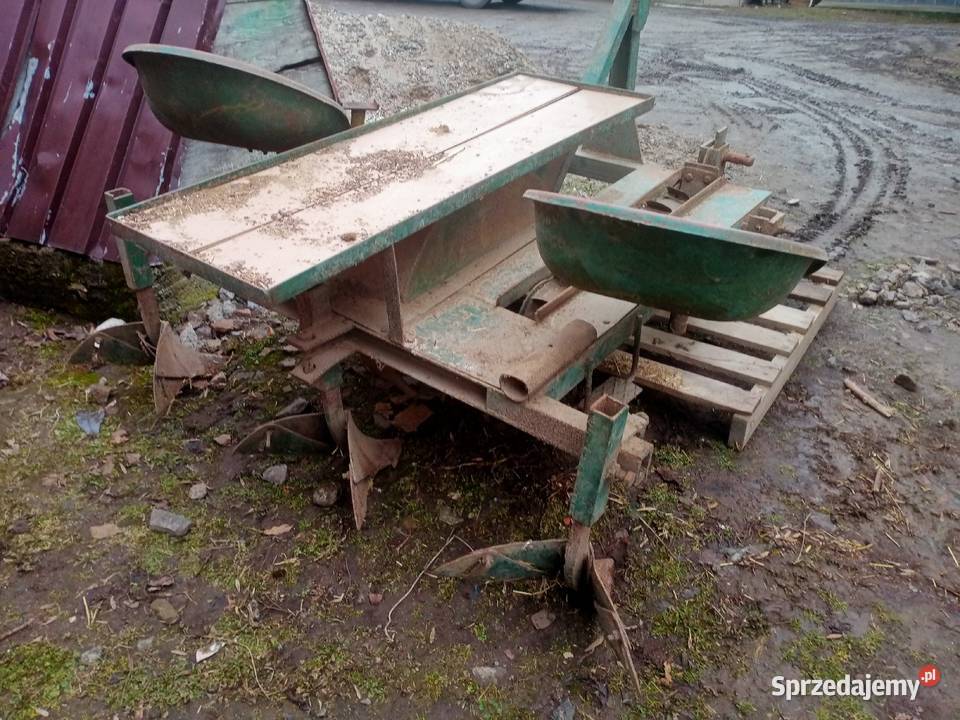 Sprzedam sadzarke do ziemniaków nieuszkodzony Czechy