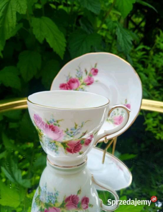 Duchesangielska porcelana kostna filiżanka ze Pabianice