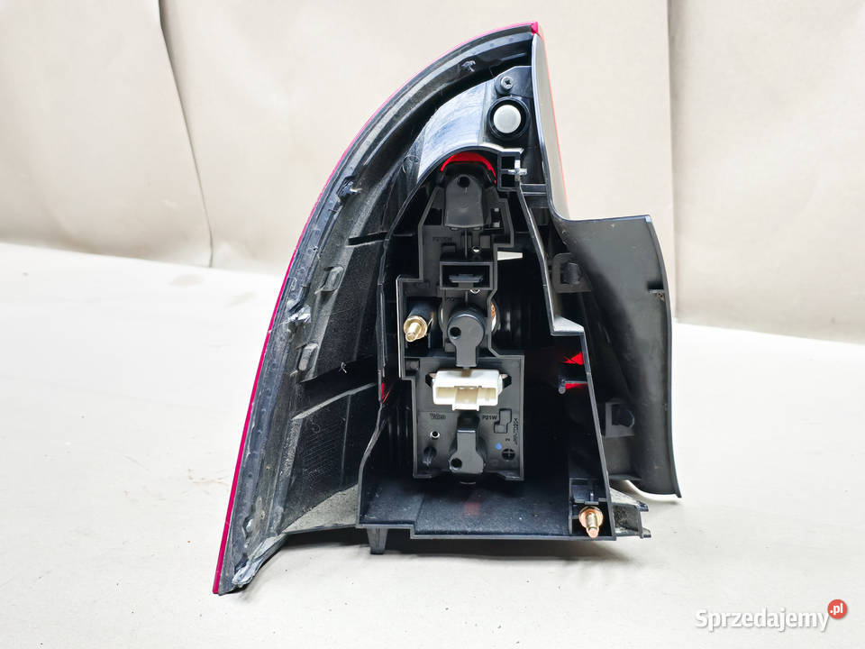 Lampa Prawa Prawy Tył Hatchback CITROEN C5 II Kąty Wrocławskie