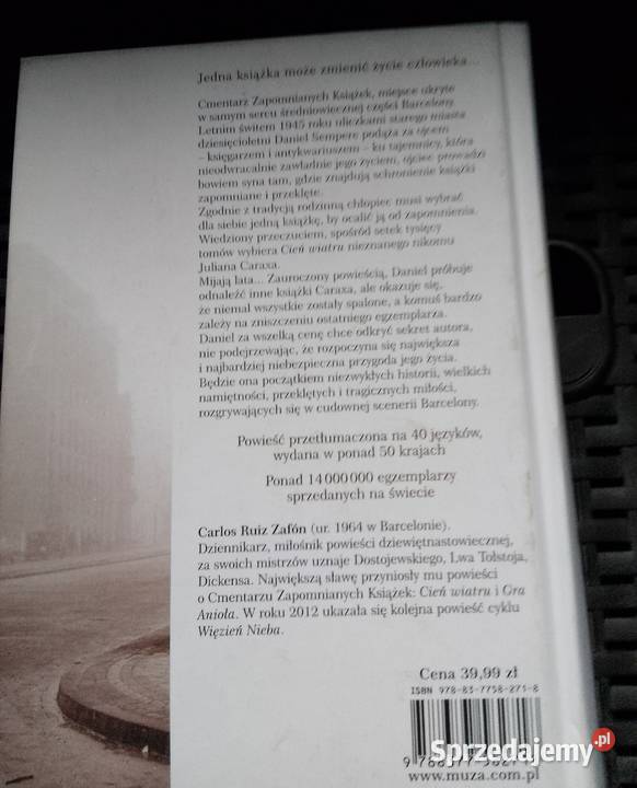 Sprzedam książkę pt Cień wiatru pomorskie sprzedam