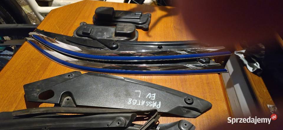 Zestaw naprawczy lampy VW PASSAT B8 VW TIGUAN osobowe Gliwice sprzedam