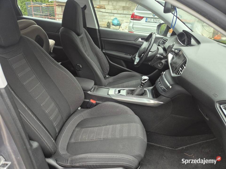 Peugeot 308 2017r Benzyna ASR (kontrola trakcji) 308
