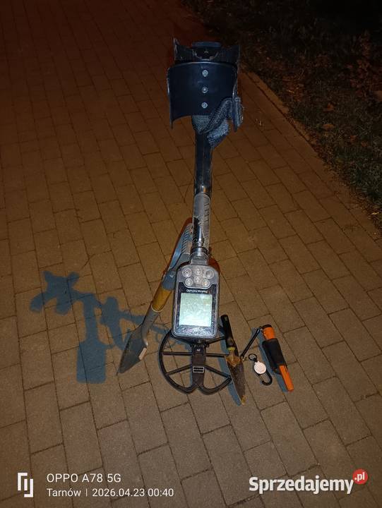 Wykrywacz metali z pointerami łopata krótka i Tarnów