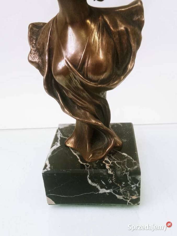 Henri Jacobs Rzeźba Kobieta w Czepcu Brąz Antyki Nowa Sól