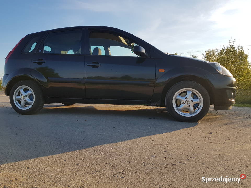 Ford Fiesta Ghia Stobierna