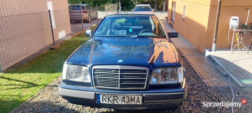 Mercedes-Benz 200
