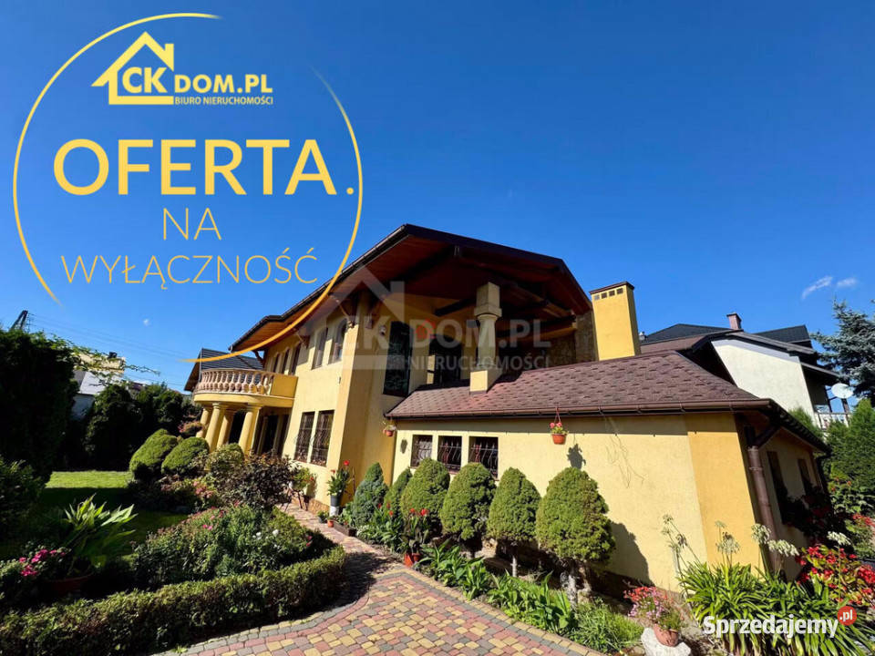 Przestronny dom 360 m z ogrodem Piękny ogród