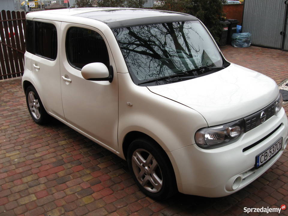 NISSAN CUBE Rok produkcji 2010